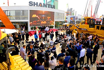 山推重磅亮相2018bauma CHINA展会